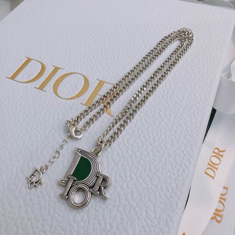 Dior Necklace 05yxh74